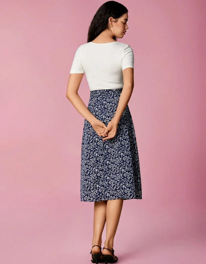 Falda con estampado floral delicado A25PF06