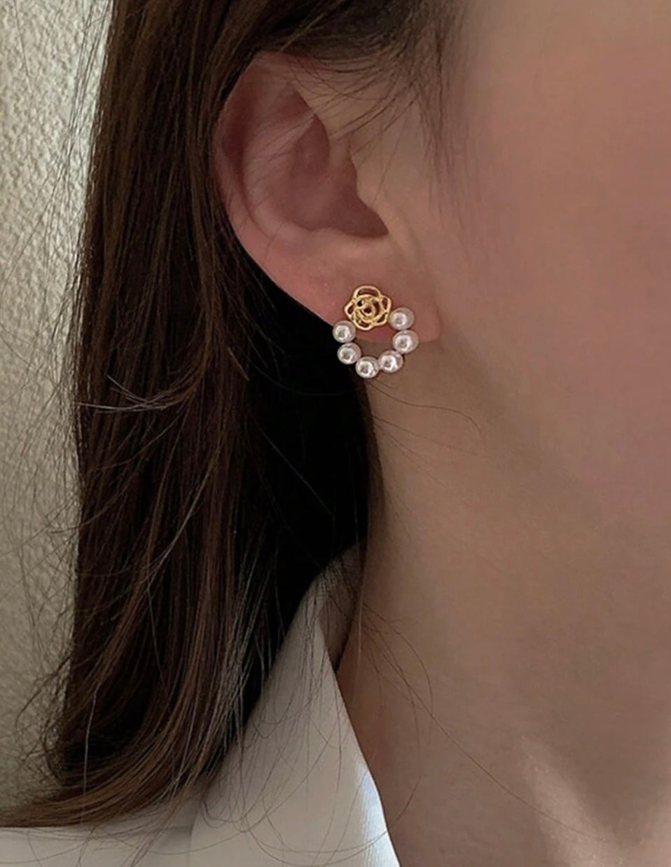 Eclipse de Rosas Pendientes de Botón Z. F25MZ08