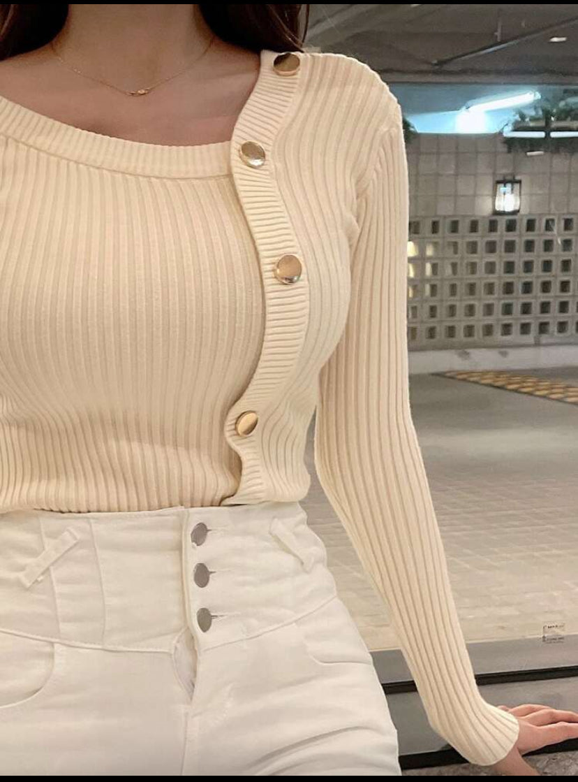 Suéter Con detalles dorados O25VW010