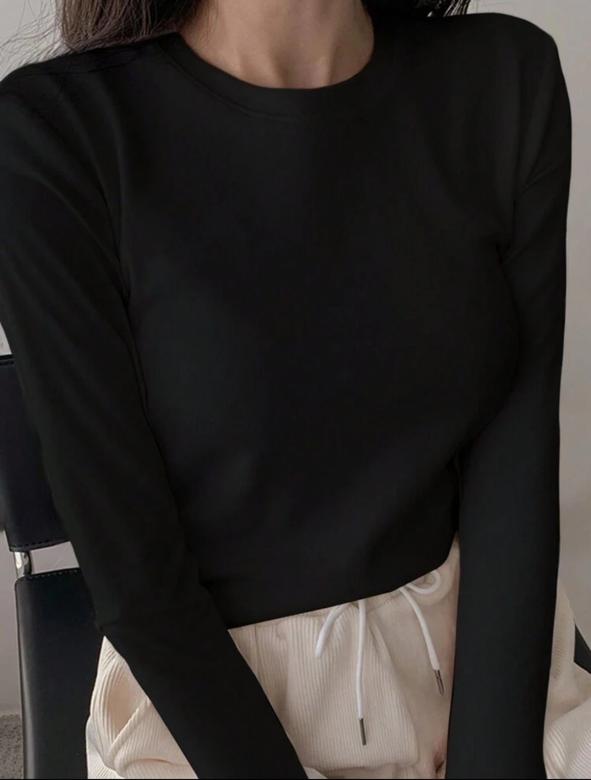 Sueter negro J25SR01