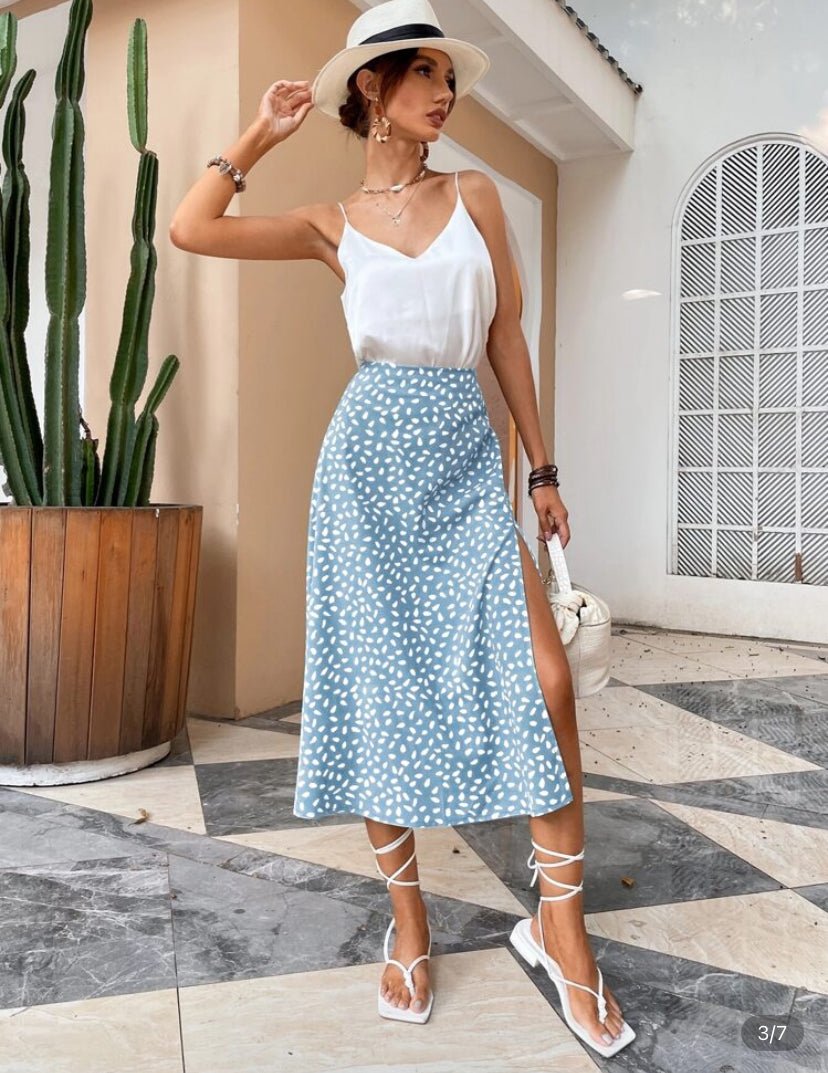 Falda de muslo con abertura con estampado A25PU02