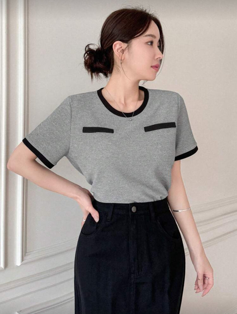 CAMISETA DE MUJER CON CUELLO M26YE05