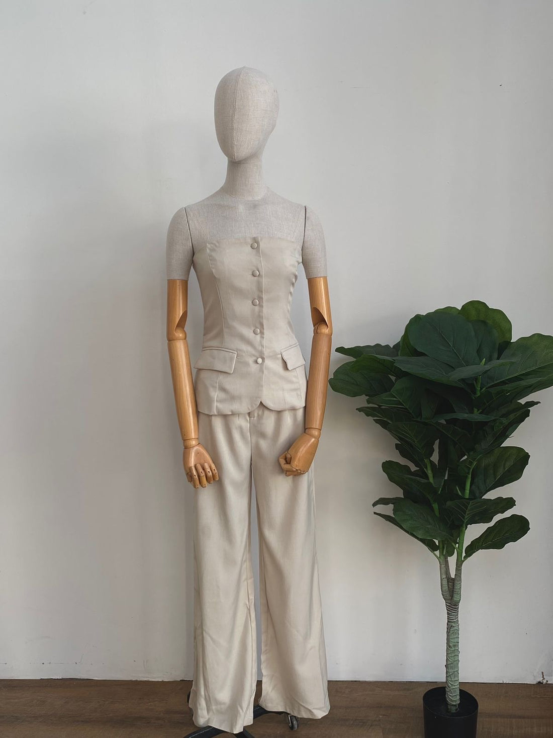 Conjunto de 2 piezas con top sin tirantes A25PD010