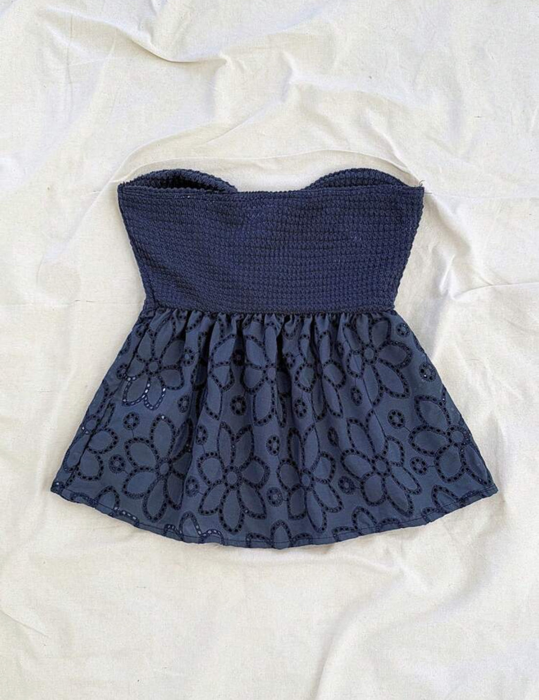 Blusa de hombros descubiertos azul real A25PX04