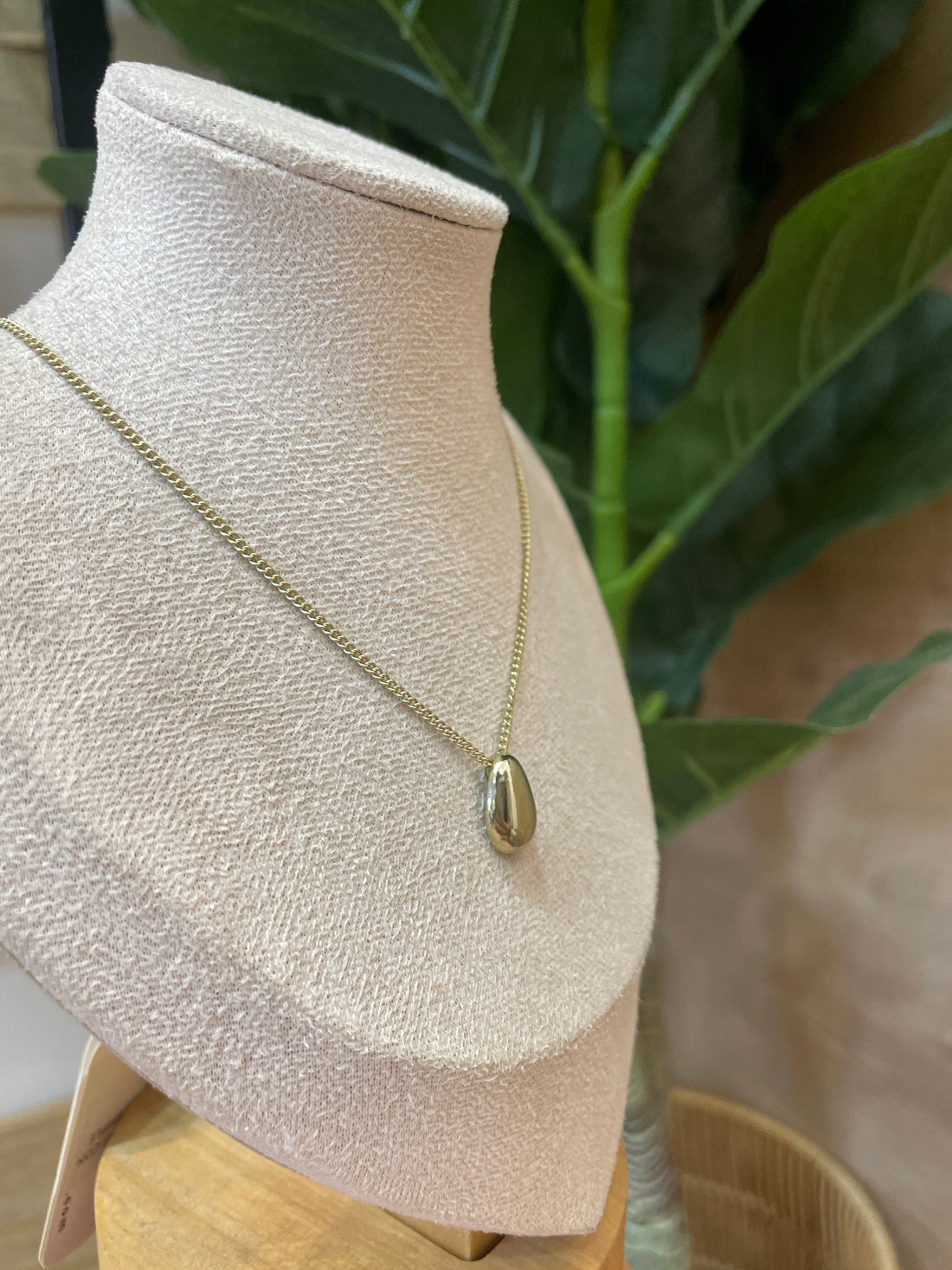 Gota de Esperanza Collar con Colgante de Lágrima Simple. M25ÑM09