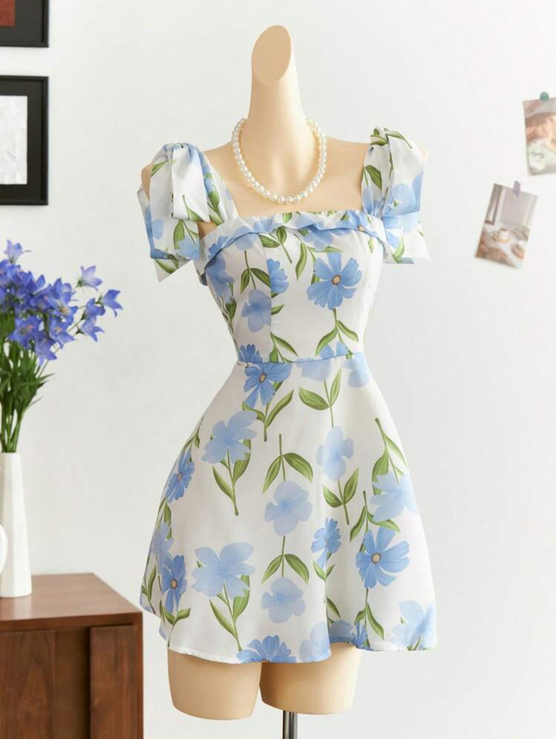 Vestido corto de línea con estampado A25PX08