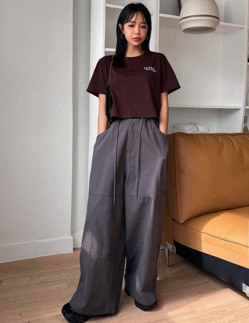 Camiseta corta con slogan A25IX09