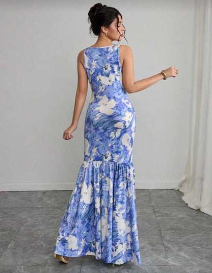 Vestido ajustado con volantes  O25WE02