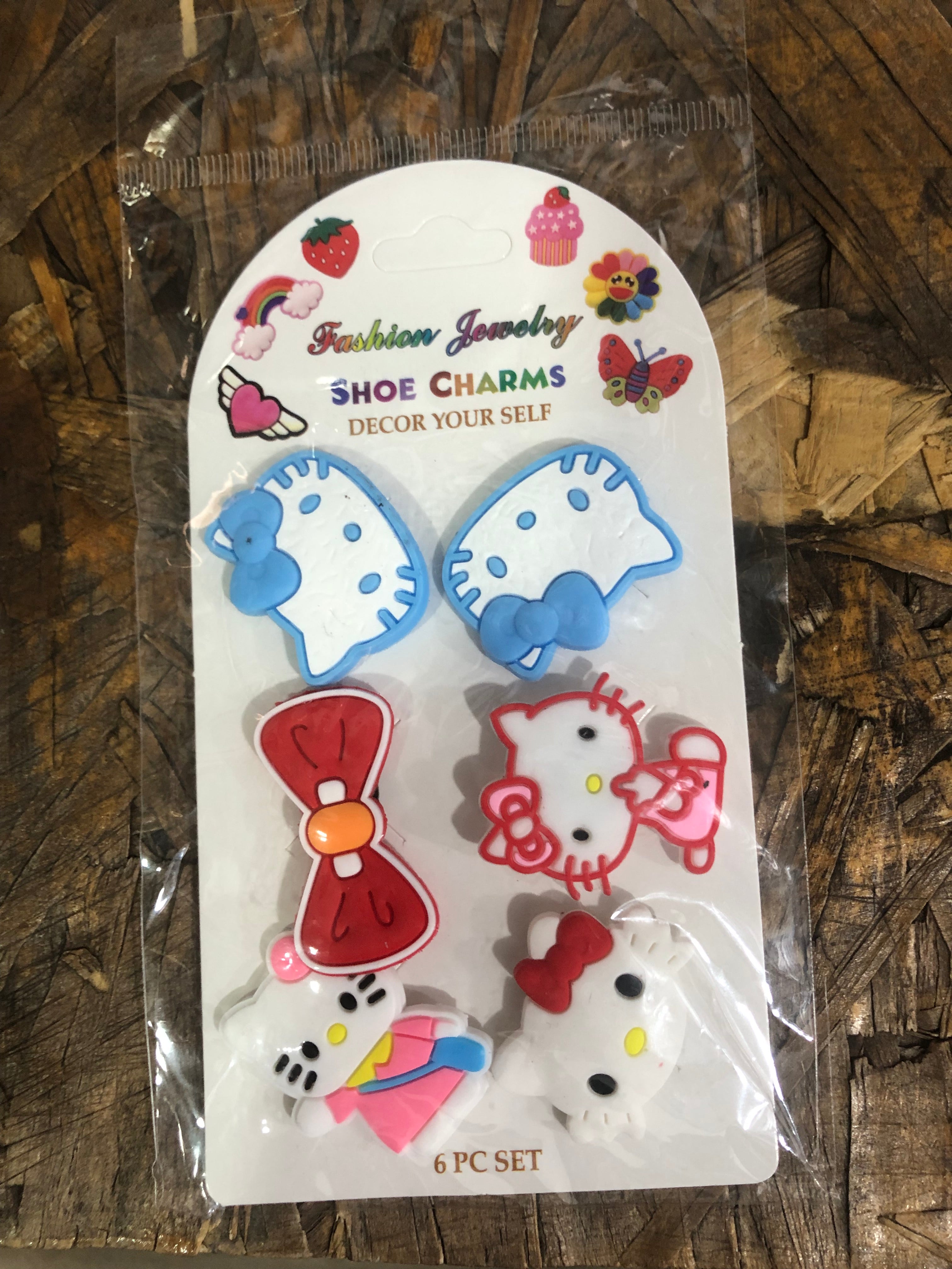 Charms de Hello Kitty para crocs J25QO02
