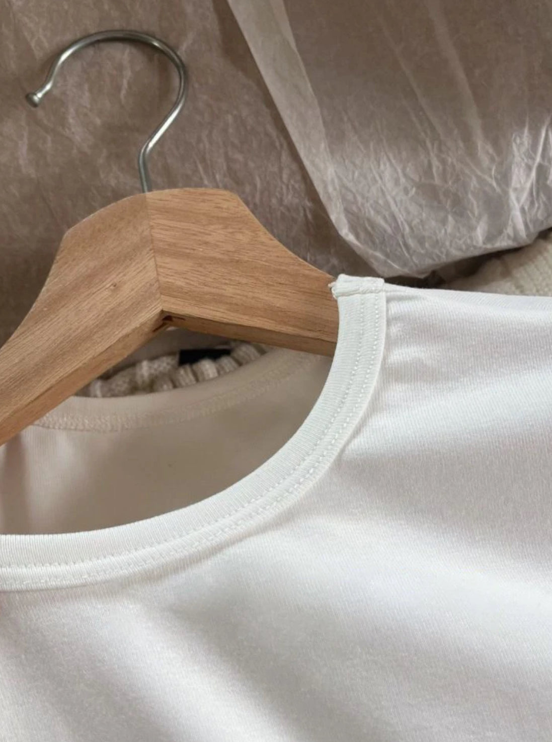 Suéter blanco J25SS08