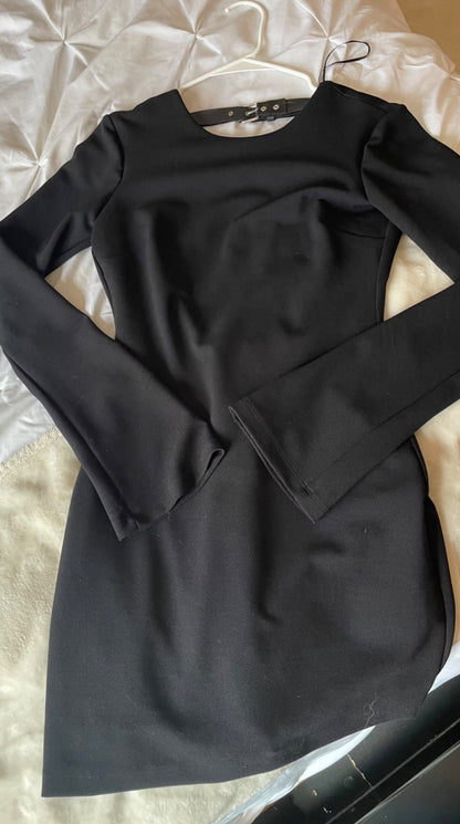 Black Chic Vestido de Espalda descubierta. J25SÑ08