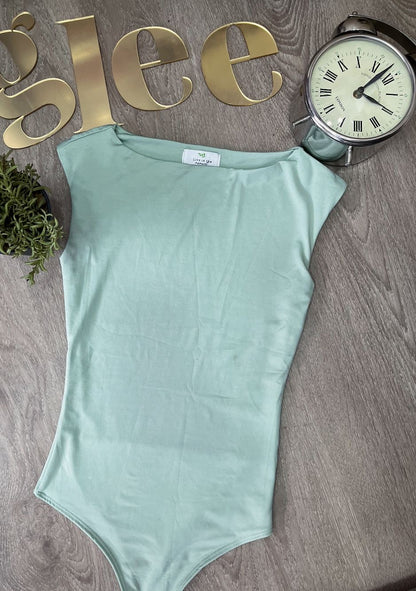 Alma y cuerpo body J25QW09