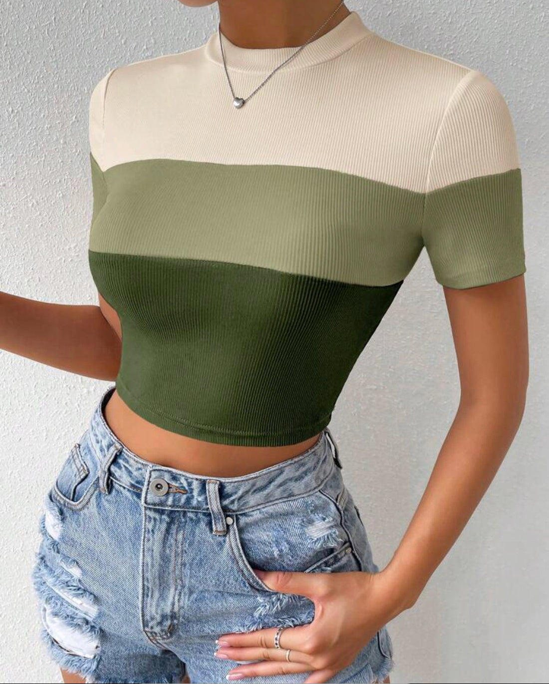 Camiseta de color combinado verde/caqui A25LY02