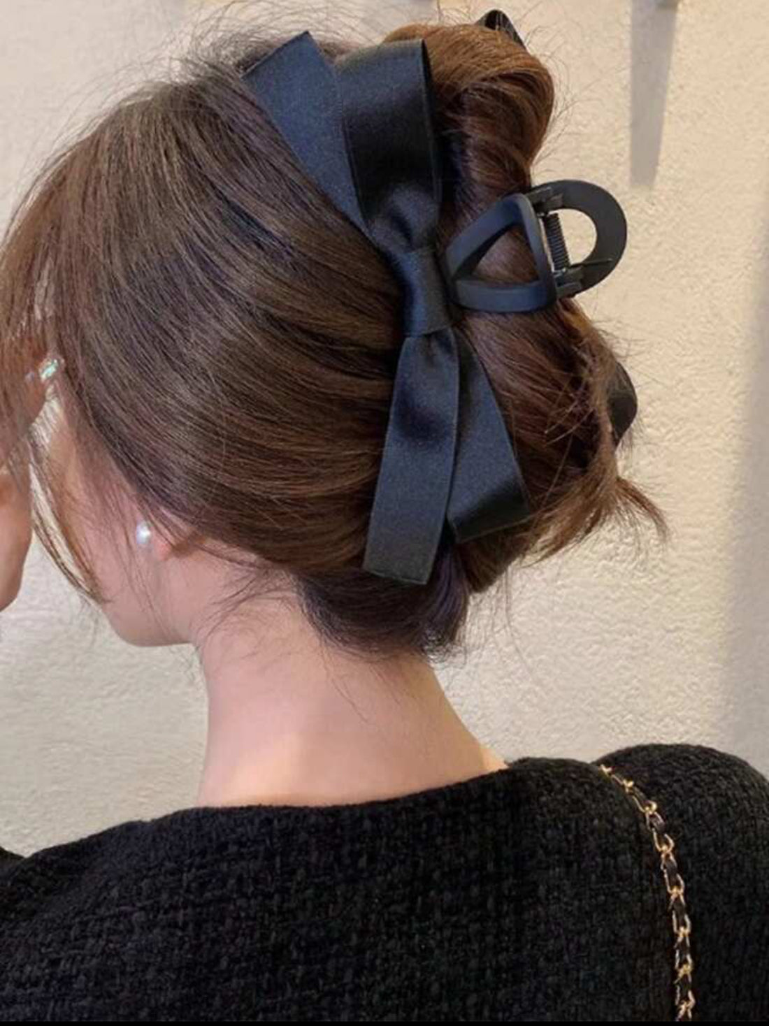 Pinza de pelo con lazo negro. A25ÑV07
