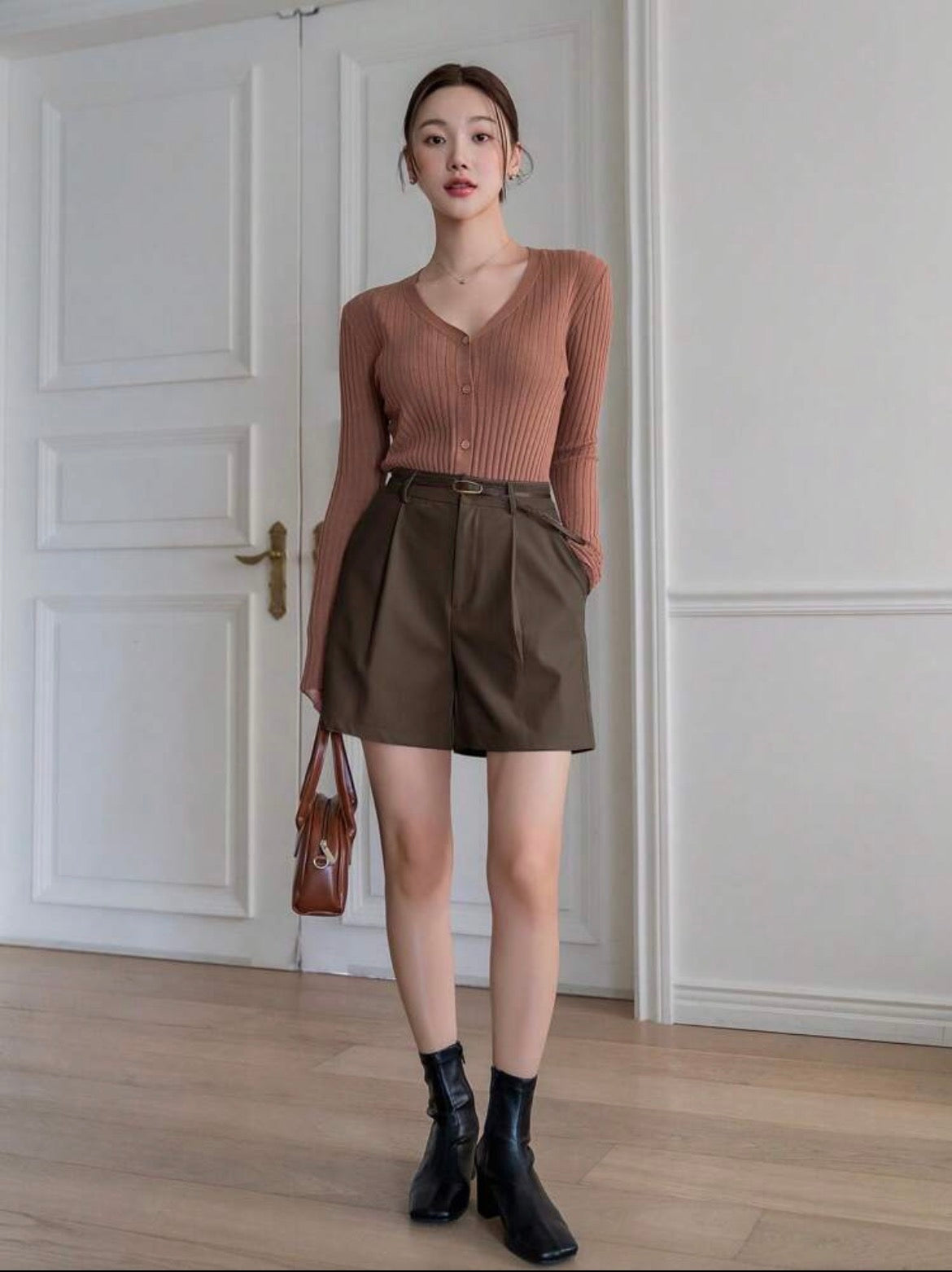 Short casuales de tela AG26AU010