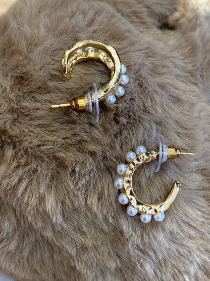 Joyas del Océano Pendientes con Detalles de Perlas Z. F25MY04
