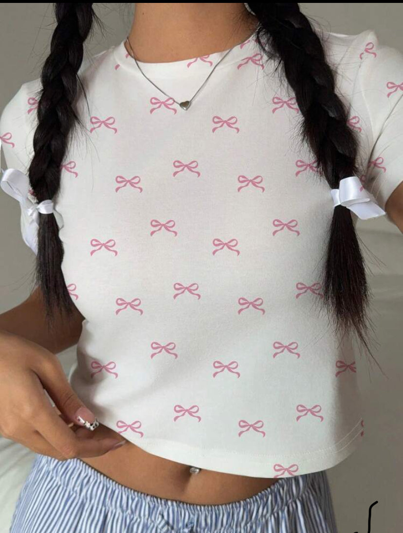 Camiseta corta casual con decoración de lazo rosa A25PÑ07