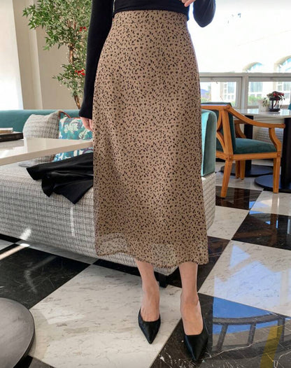Falda con estampado de leopardo E26XK09
