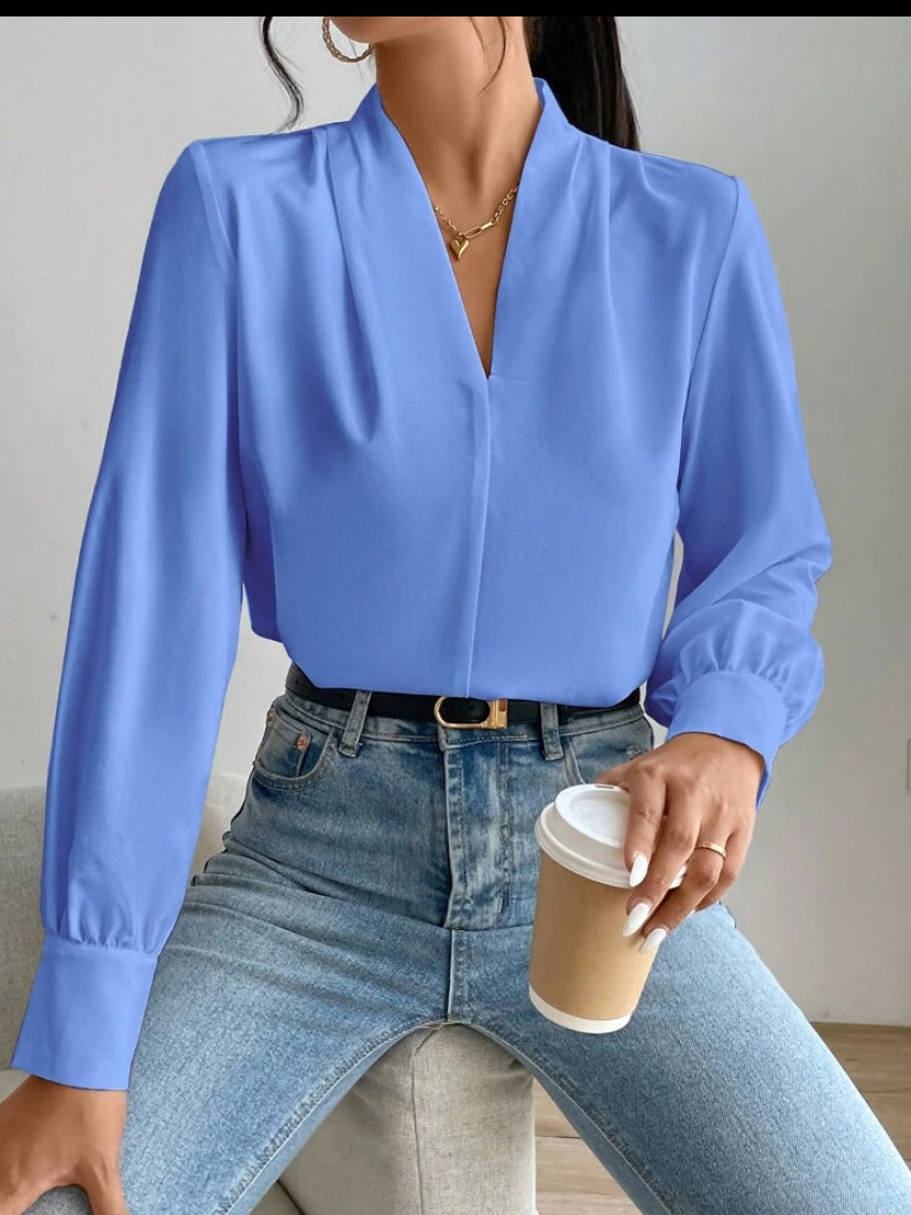 Blusa unicolor de cuello V A25PS09