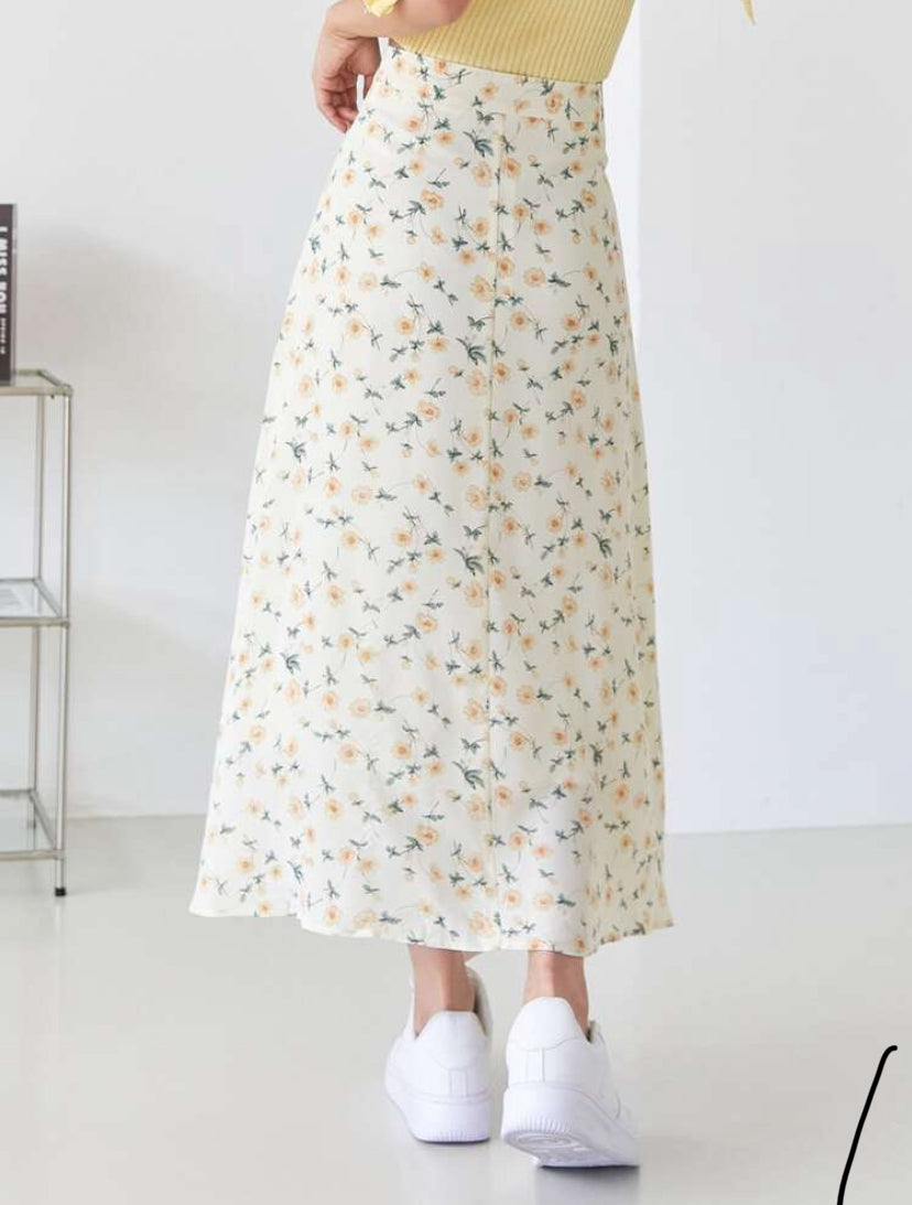 Falda de cintura alta con estampado floral A25PI04