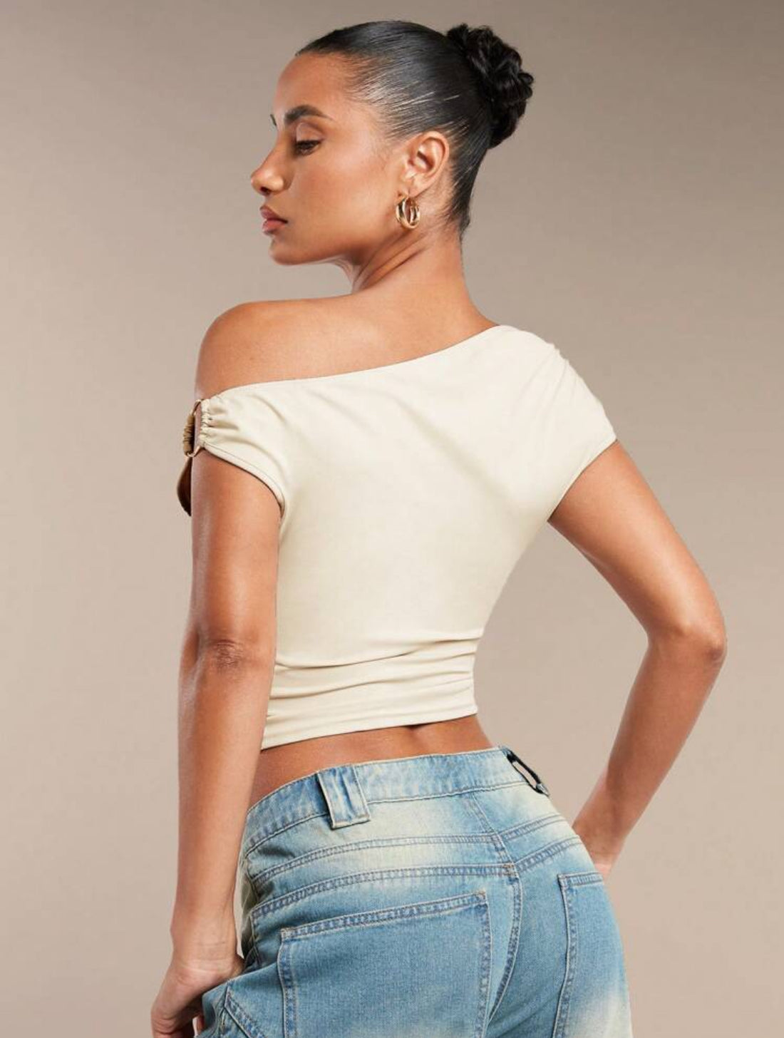 Blusa asimétrica hombro oblicuo AG25TQ04