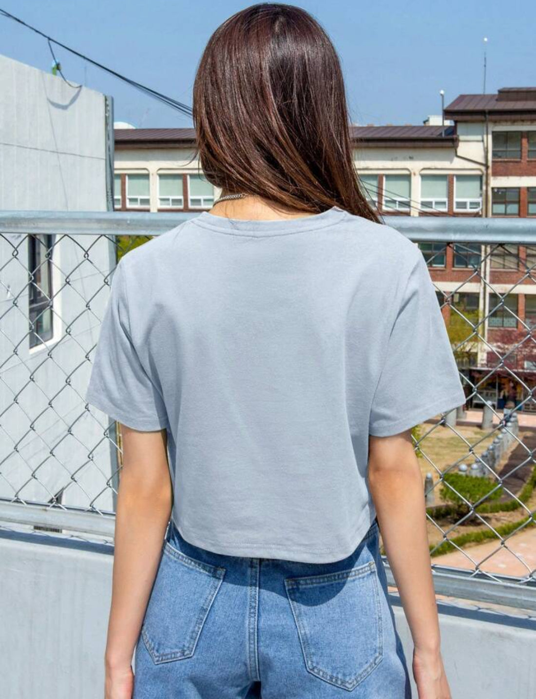 Camiseta corta de verano con gráfico A25PY09