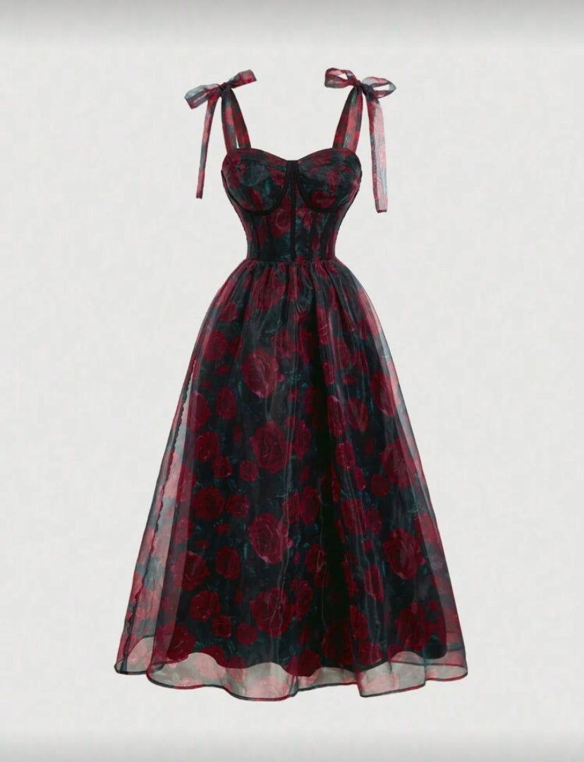 Romántico vestido  con tirantes E26XP02