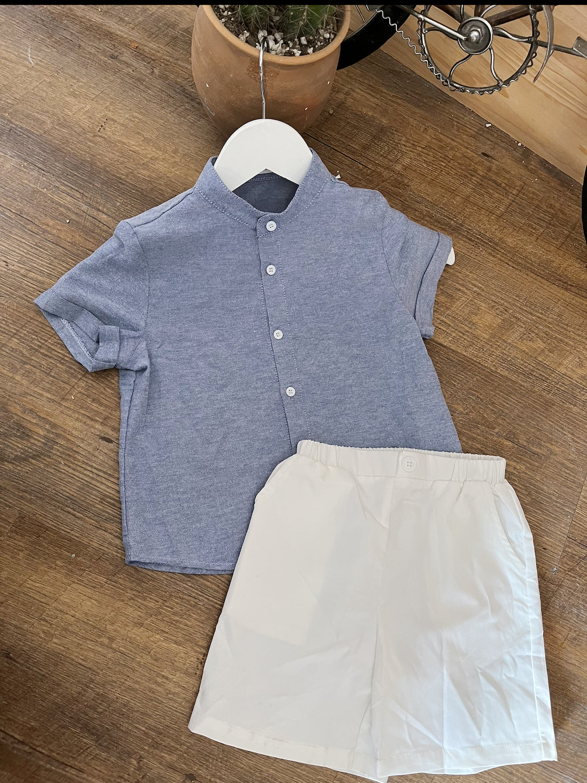 Conjuntos de short y camisa formal de niño J25SM010