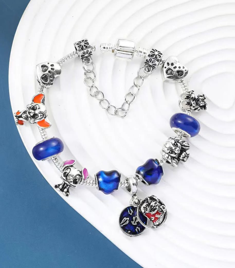 Pulsera con Charms de Stitch F25MV01