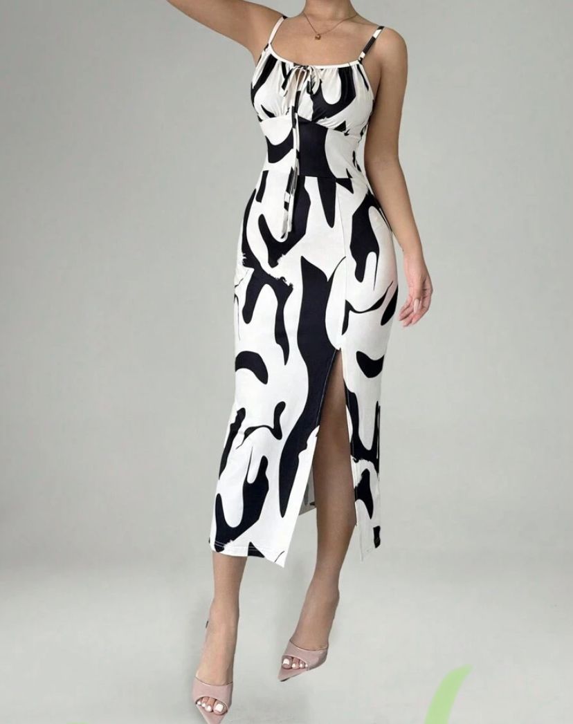 Belleza Fluida vestido maxi con abertura en el muslo M25ÑT01