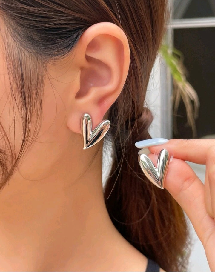 Pendientes de Botón con Diseño de Corazón FQ010