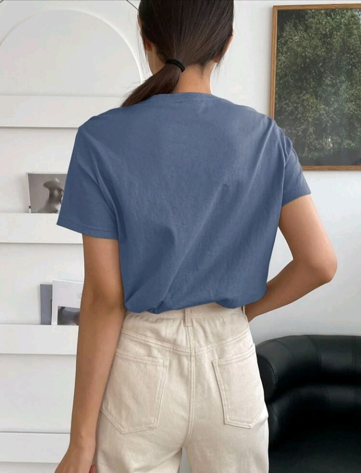 Camiseta Básica de Cuello Redondo HV01