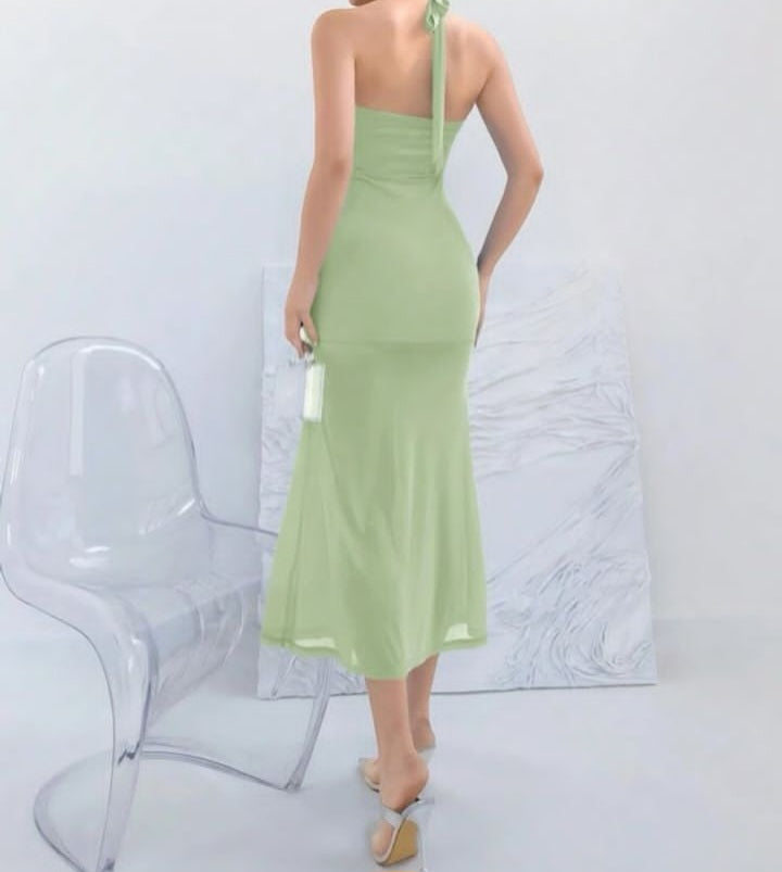 Vestido de Cuello Halter con Pliegues IA01