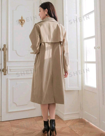 Abrigo de Doble Botonadura con Correa de Hombro (324)