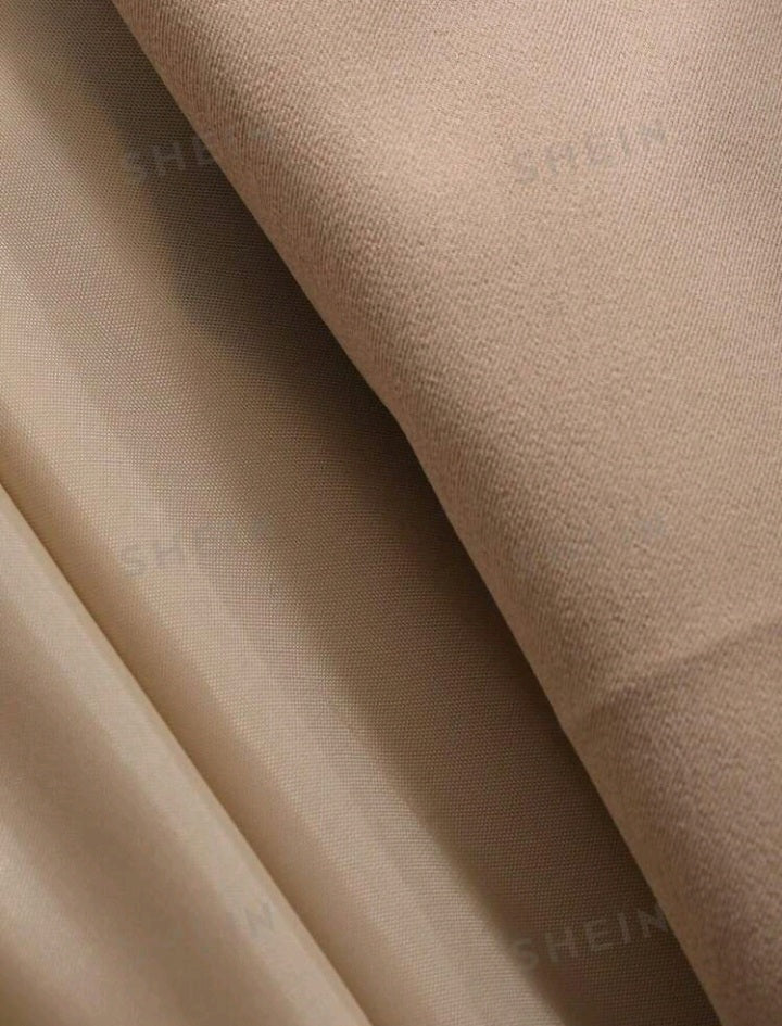 Abrigo de Doble Botonadura con Correa de Hombro (324)