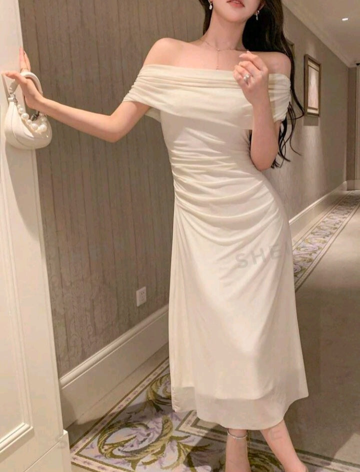 VESTIDO SÓLIDO DE HOMBROS DESCUBIERTOS JL26AD08