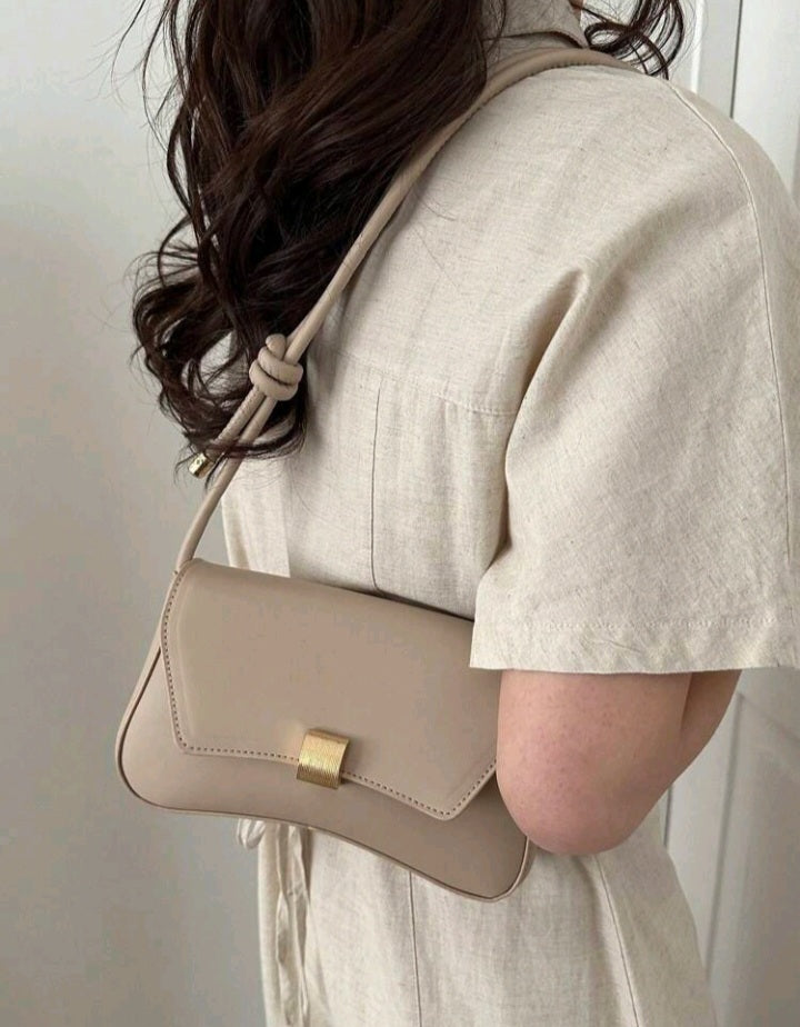 Bolso Estilo Vintage con Solapa JE08