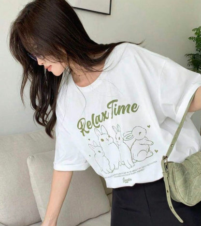 Camiseta con Estampado de Conejo A25JE09