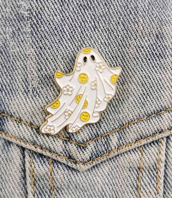 Broche con Diseño de Fantasma JQ04