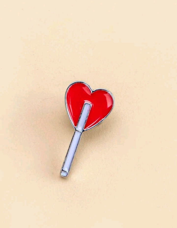 Broche con Diseño de Corazón JS04