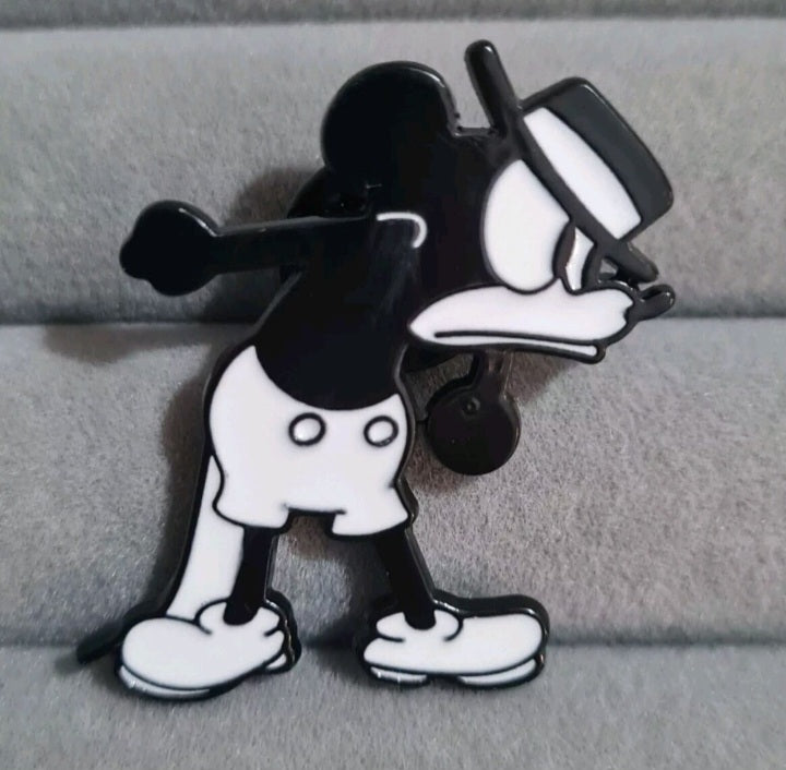 Broche Blanco y Negro de Mickey Mouse JV04