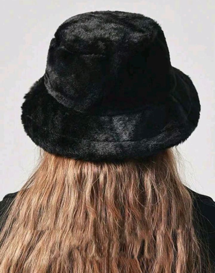 Gorro de Pescador Peludo LN06