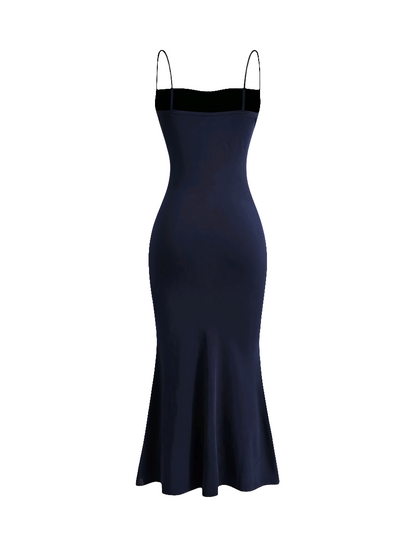 Vestido Elegante Plisado con Tirantes Finos KM010