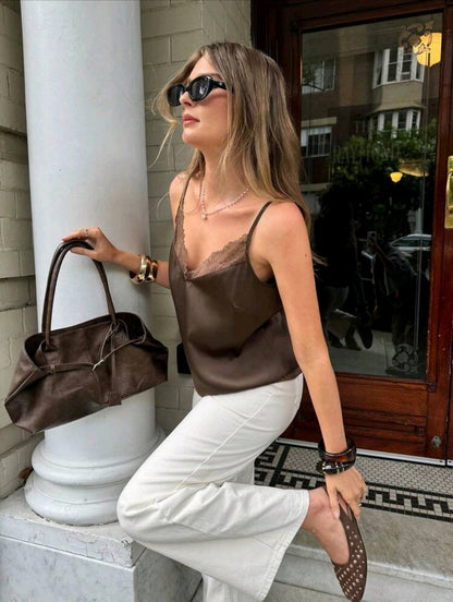 BLUSA CON ENCAJE DE CONTRASTE MY26AB010