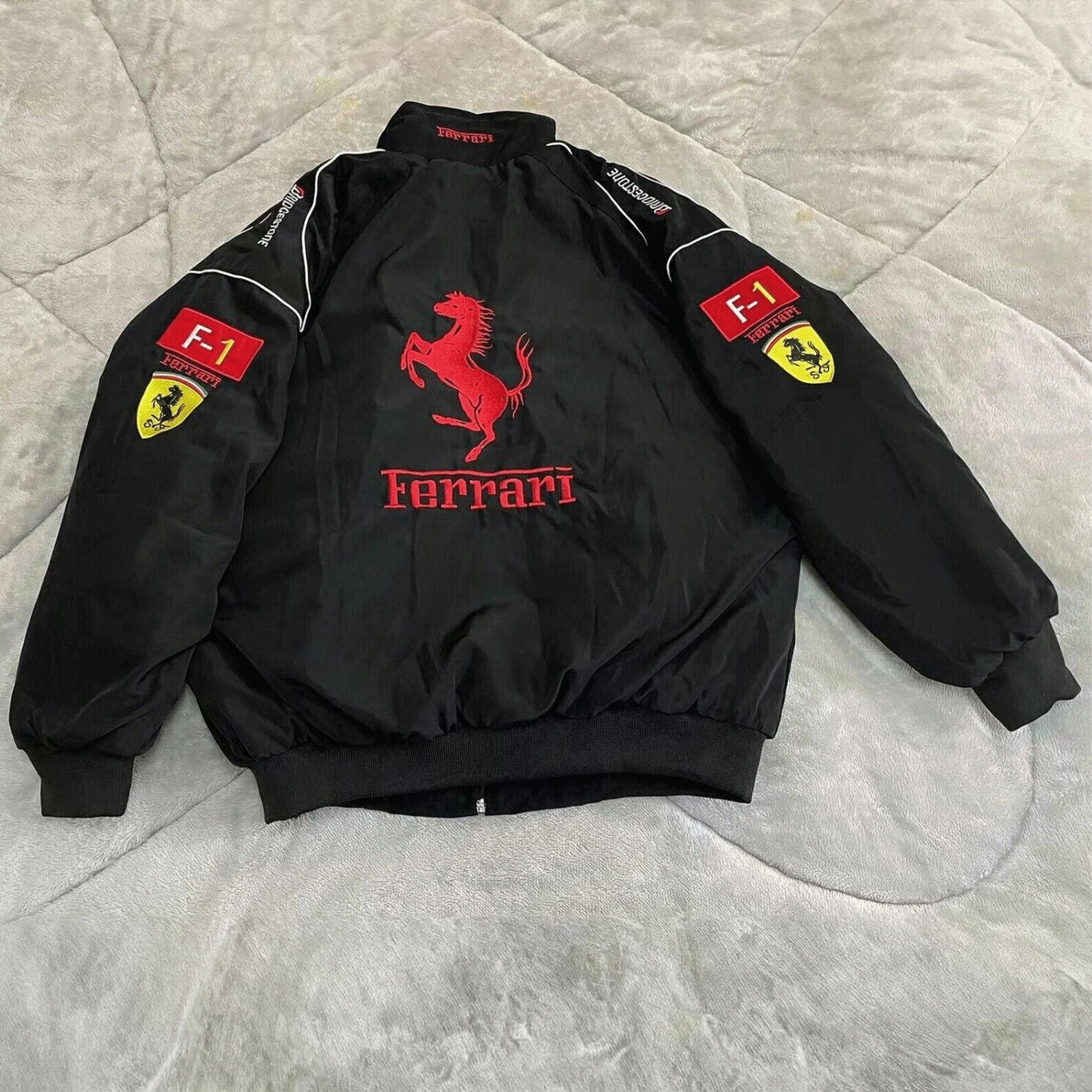 Chaqueta de la F1. S25VB09