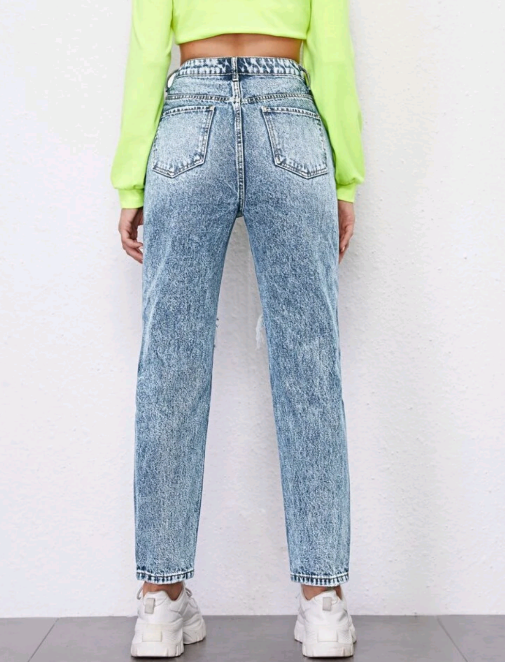 Jeans mom rotos de cintura alta CA03